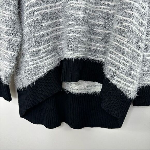 Lou & Grey Womens Eyelash Fuzzy Sweater Crewneck Long Sleeve Black White Sz L‎ - Picture 6 of 12